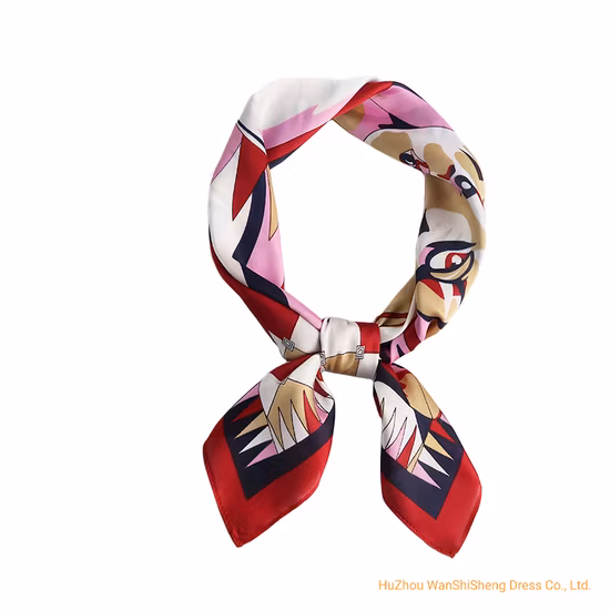 럭셔리 100% 순수 정사각형 반다나 패션 액세서리 공장 가격